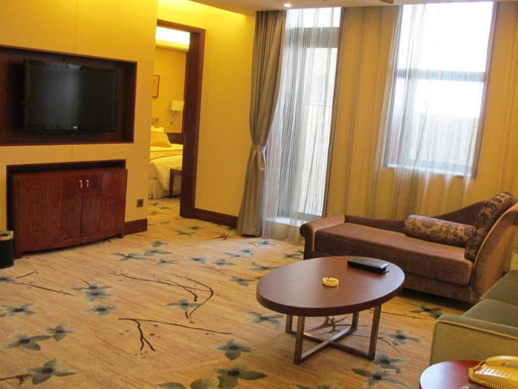 Dezhou Regal Kangbo Hotel Dış mekan fotoğraf