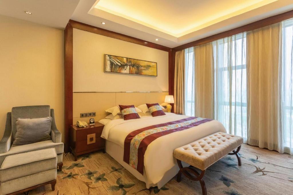 Dezhou Regal Kangbo Hotel Dış mekan fotoğraf